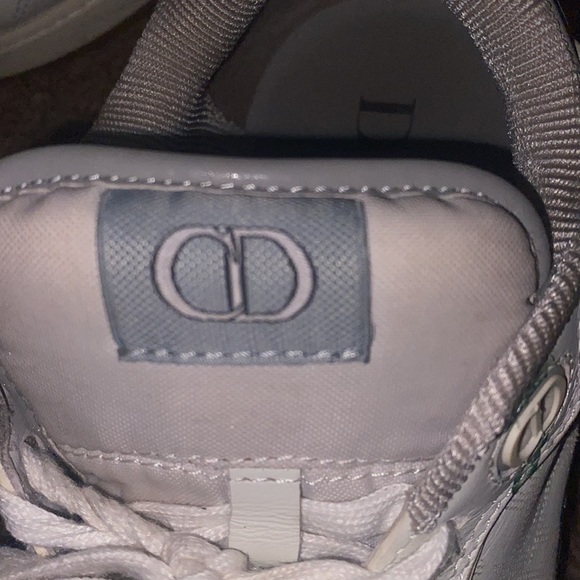 use shoe - Picture 4 of 6